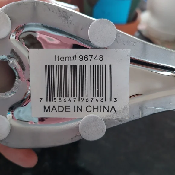 Elegant Silver Ballerina Sculpture - Picture 5 of 12